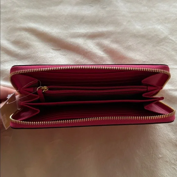 Michael Kors Vibrant pink Wallet - Picture 3 of 6